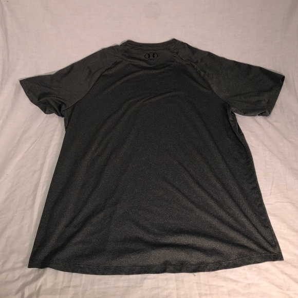 Men’s Under Armour The Tech Tee Small Logo Short Sleeve Workout Shirt Size XL - Picture 4 of 4